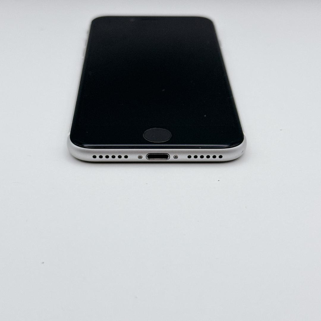 【概ね美品】iPhoneSE2 ホワイト 64GB SIMフリー