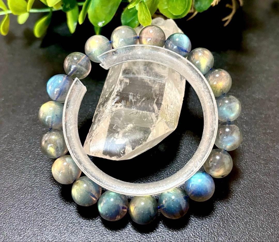 究極品質　神秘的な輝き　幻のオーロラブルーラブラドライトのブレス　10.8㎜