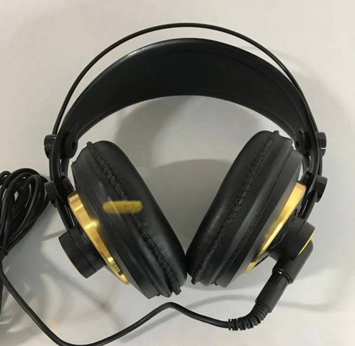 ●AKG K240 Studio セミオープン ヘッドホン モニター スタジオ