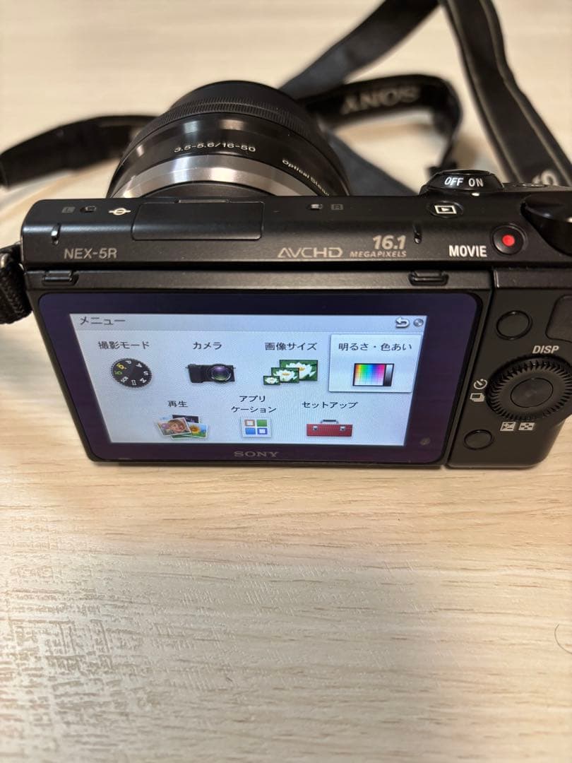 SONY α ミラーレス一眼カメラ　NEX-5R ショット数2955回