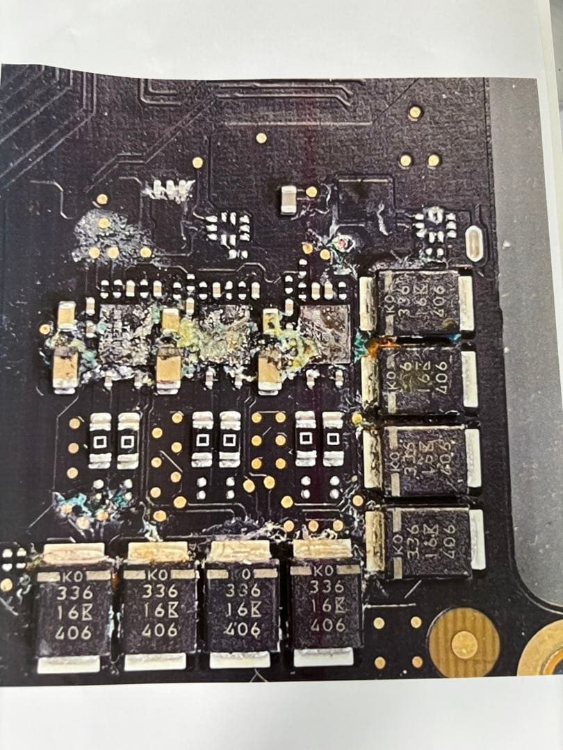 MacBook Pro 14 M3 ジャンク／水没・起動不可