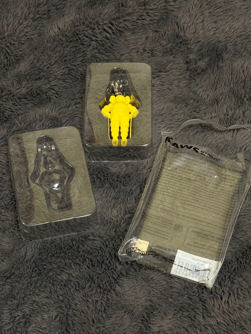 その他 KAWS KEY HOLDER CHUM