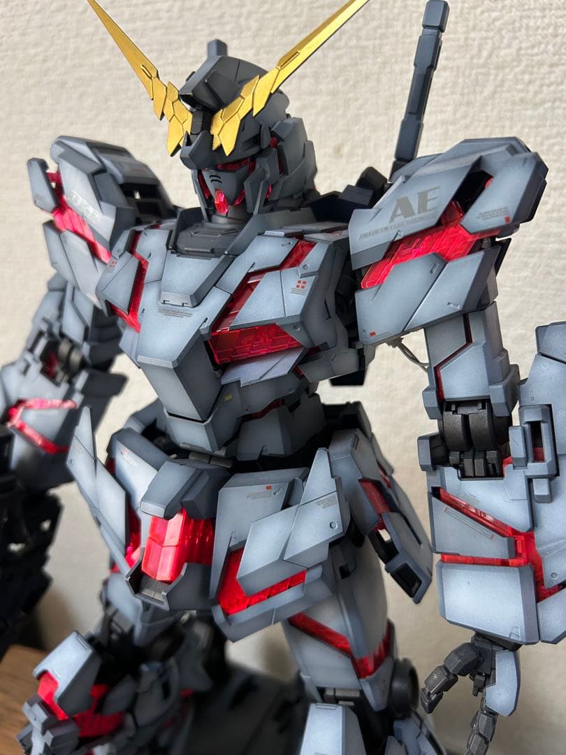 ガンプラ　PG ユニコーンガンダム　全塗装　完成品