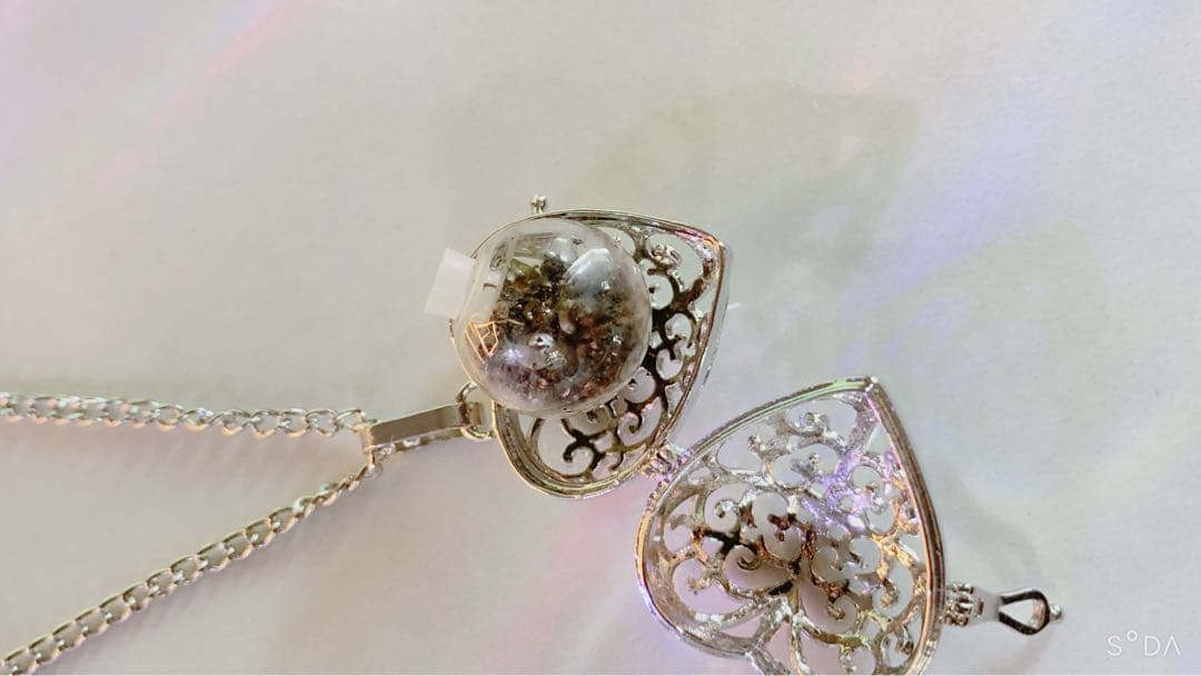 本物の流れ星の粉⭐️隕石の粉＆ラインストーン入り開運ネックレス✨最高峰宇宙の隕石⚜️