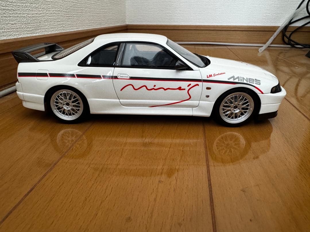 otto models日産スカイラインGT-R(R33) マインズ