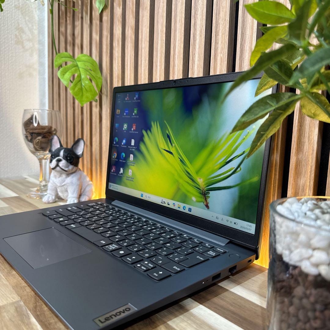 準美品 新型2024年モデル‼️Lenovo☘第14世代相当☘高性能ノートパソコン