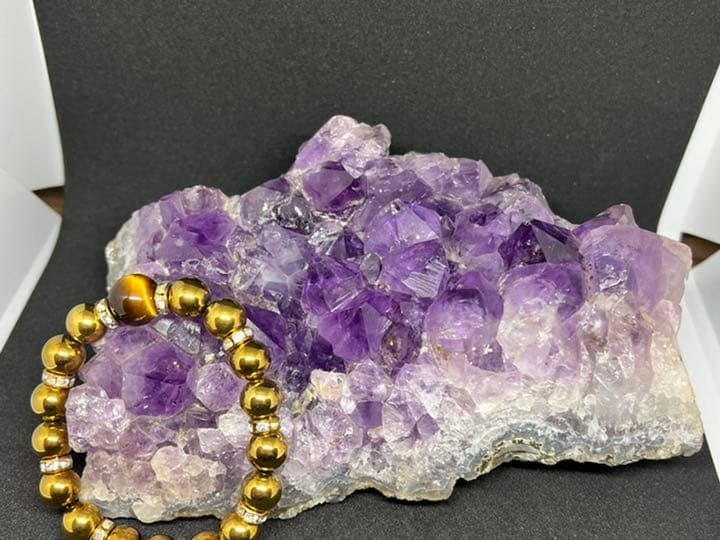 ブラジル産 約1.5kg アメジスト クラスター ゲーサイト ロマネサイト