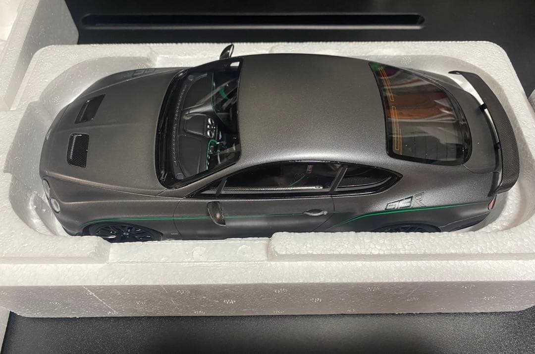 限定品　ベントレーコンチネンタルGT3-Rマットグレー1/18 品質管理カード付