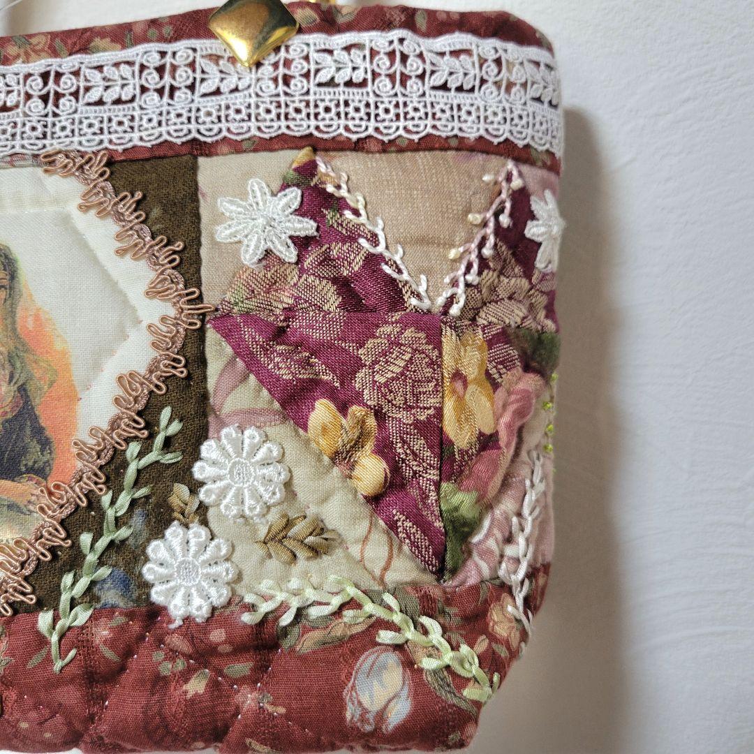ビクトリアンな感じのバック　パッチワーク　刺繍バック