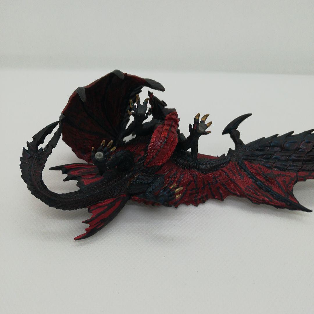 原初を刻むメルゼナ【血氣蝕烈状態】リペイント フィギュア