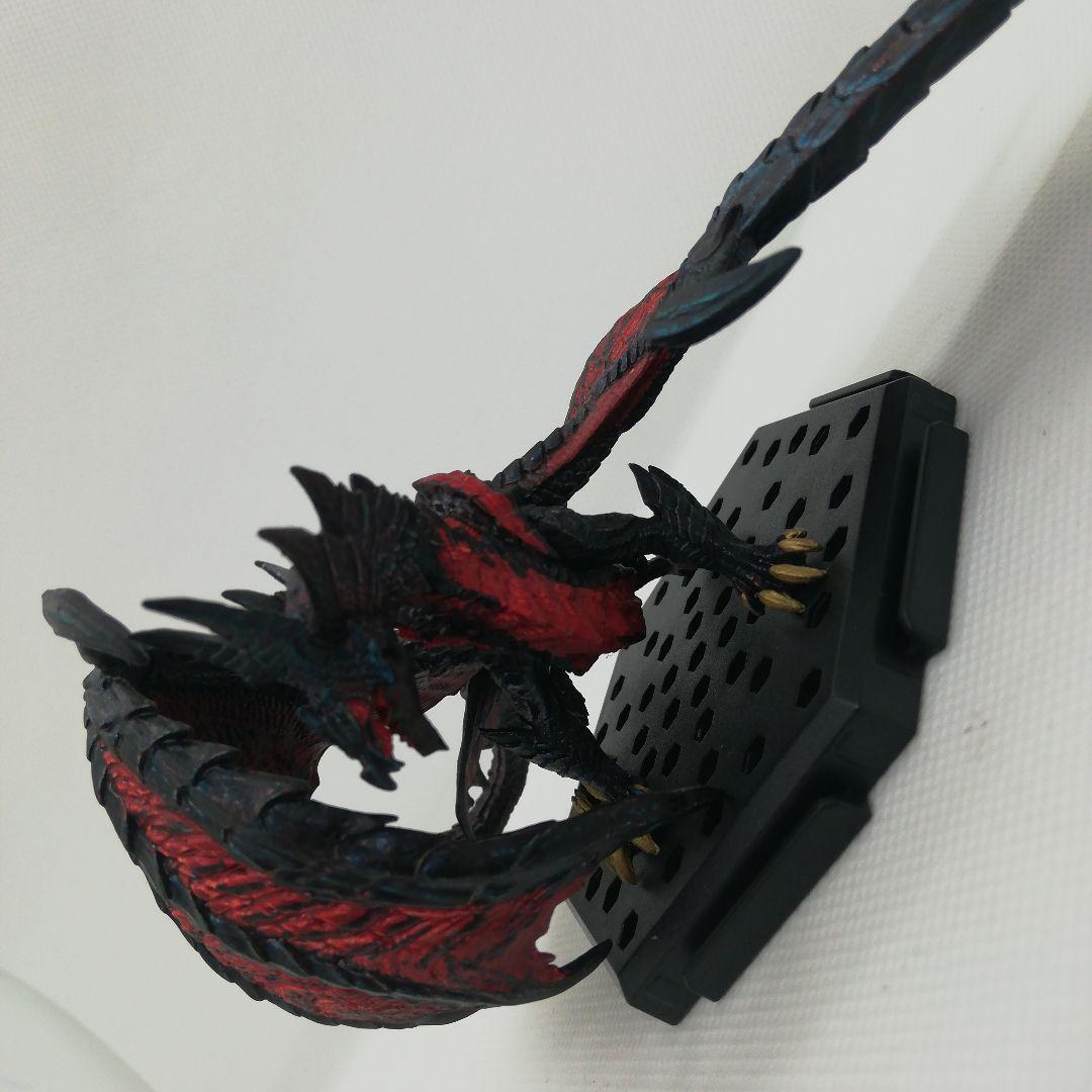 原初を刻むメルゼナ【血氣蝕烈状態】リペイント フィギュア