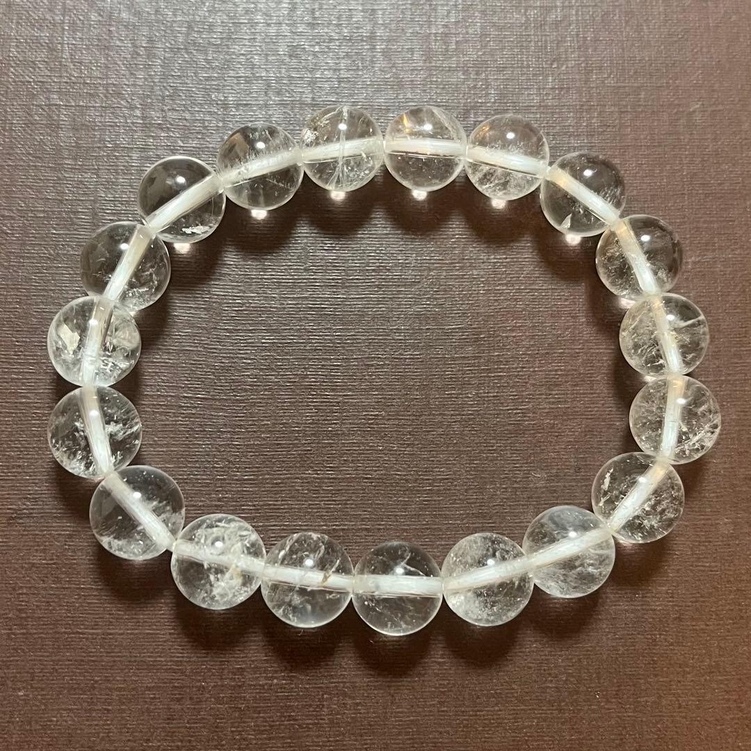 つき になります.:✽