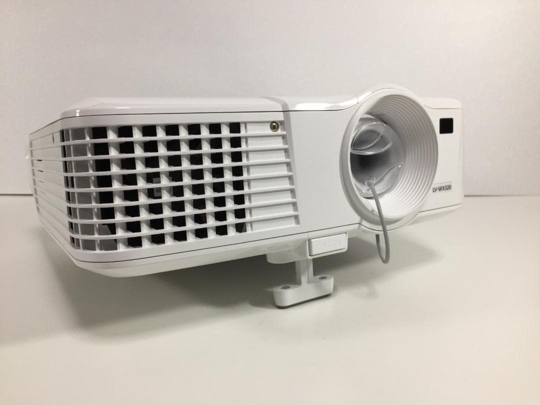 Canonプロジェクター・LV-WX320・使用時間【５h】・3200lm・②