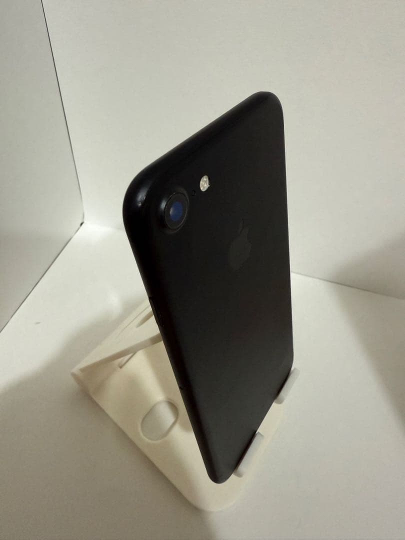 iPhone7 128GB ブラック SIMフリー