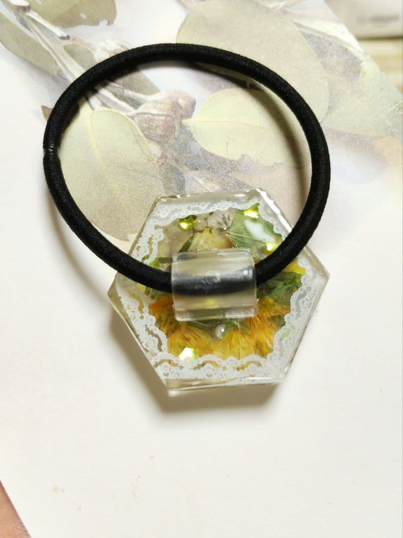 押し花レジン 六角形ヘアゴム 約3.7cm