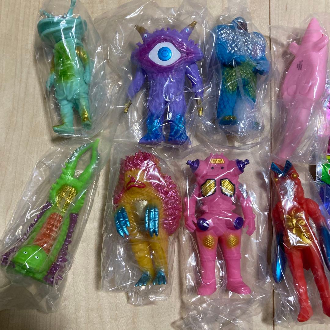 PPIH KAIJU COLORS カイジュウカラーズ　全8種　コンプリート