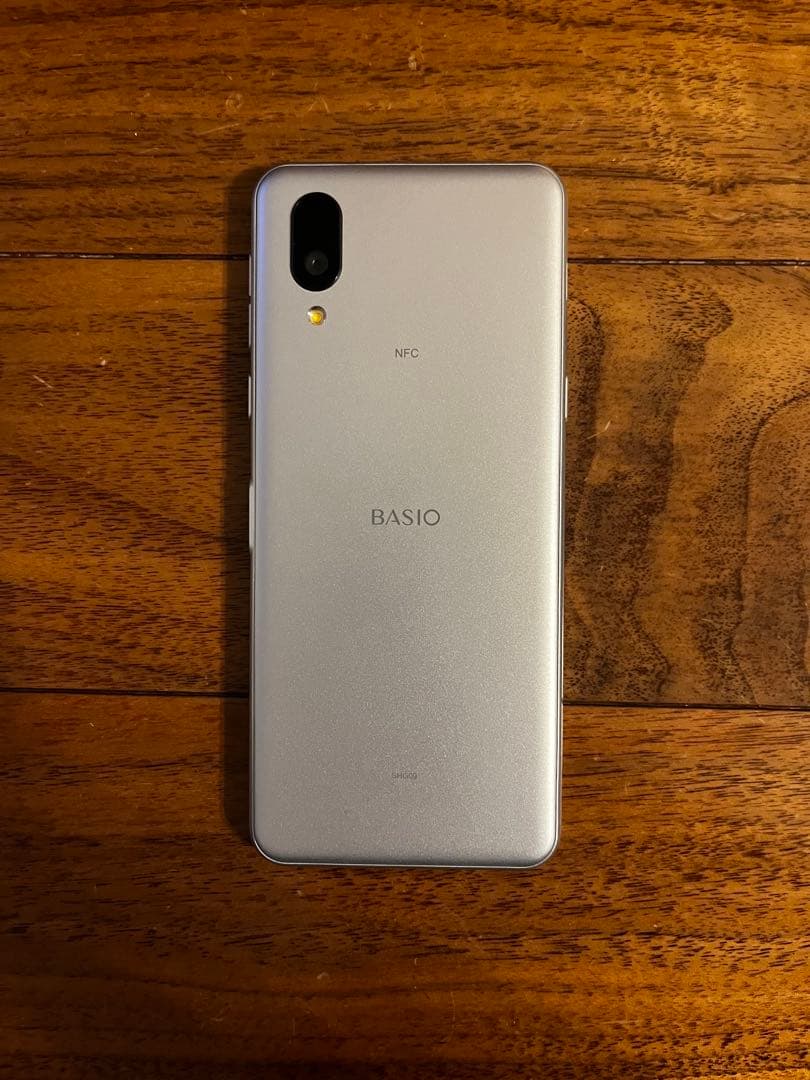 BASIO active SHG09 シルバー 本体 SIMフリー