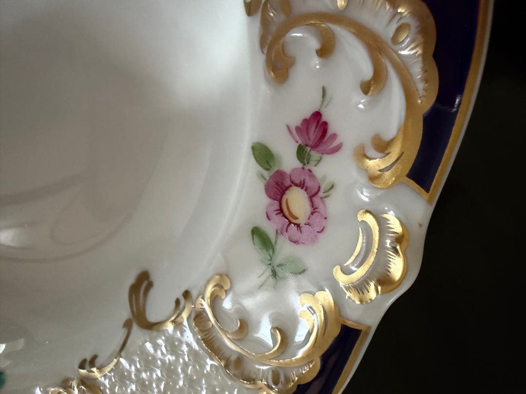 マイセンから独立した職人たちが設立した窯 リンドナー最高峰カージナルコバルト