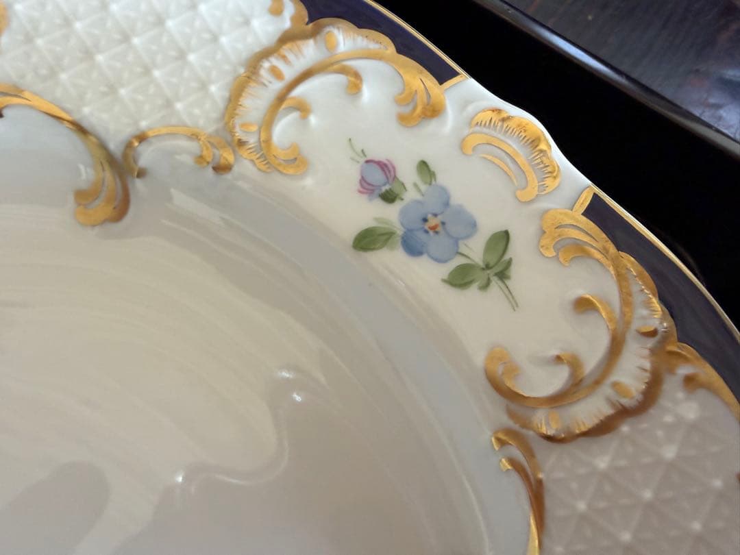 マイセンから独立した職人たちが設立した窯 リンドナー最高峰カージナルコバルト