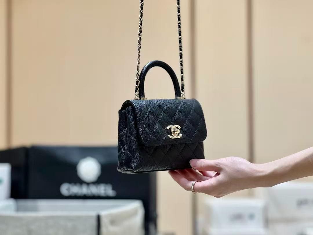 美品箱付 即日発送します ココハンドル ノベルティ ショルダーバッグ ブラック