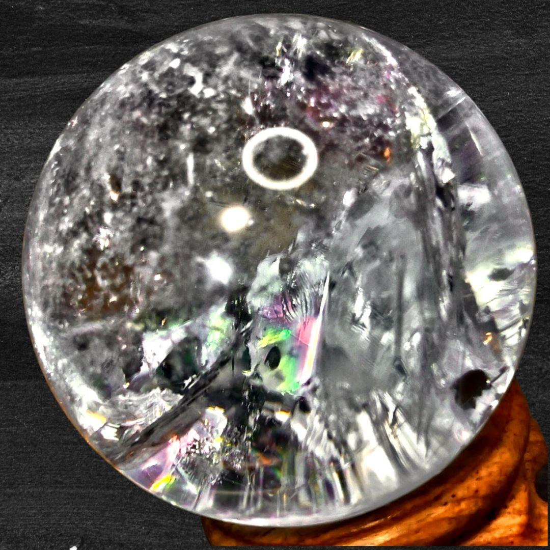 天然アイリスクォーツ スフィア 54mm ブラジル産 木製台座付 虹 天然水晶