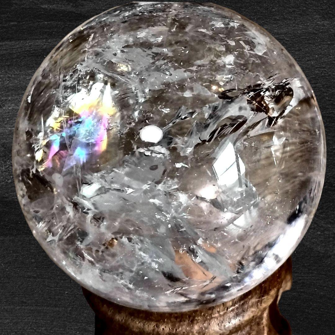 天然アイリスクォーツ スフィア 54mm ブラジル産 木製台座付 虹 天然水晶