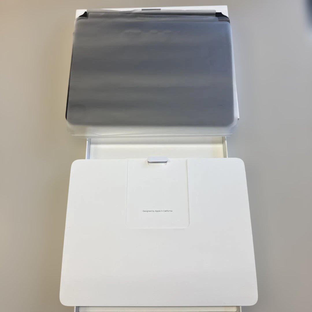 Apple 純正 Magic Keyboard 12.9インチ(US語)