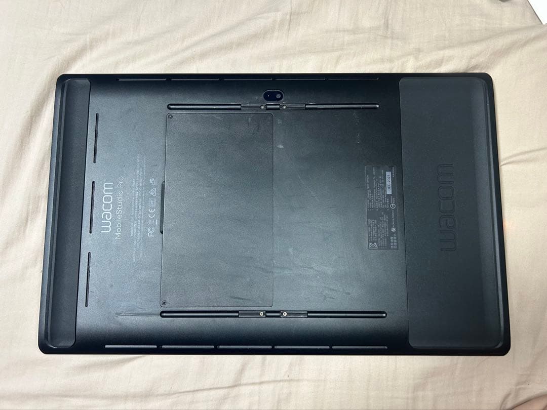 Wacom MobileStudio Pro 13（第2世代） 初期化済