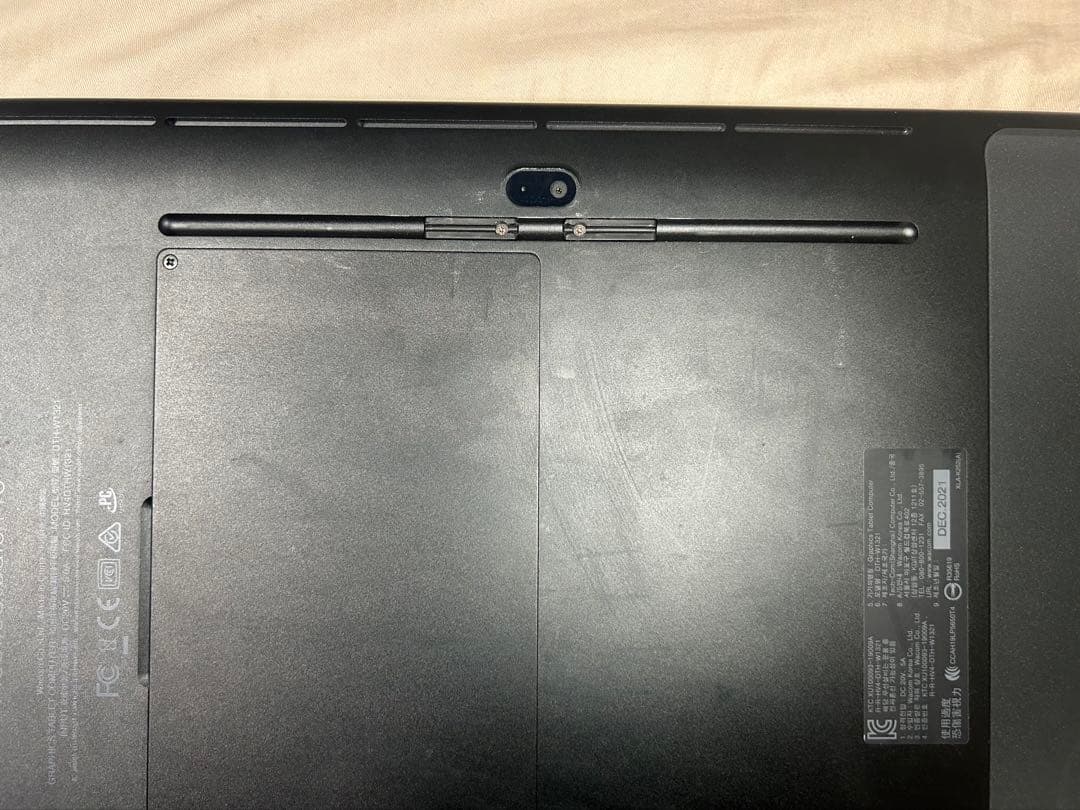 Wacom MobileStudio Pro 13（第2世代） 初期化済