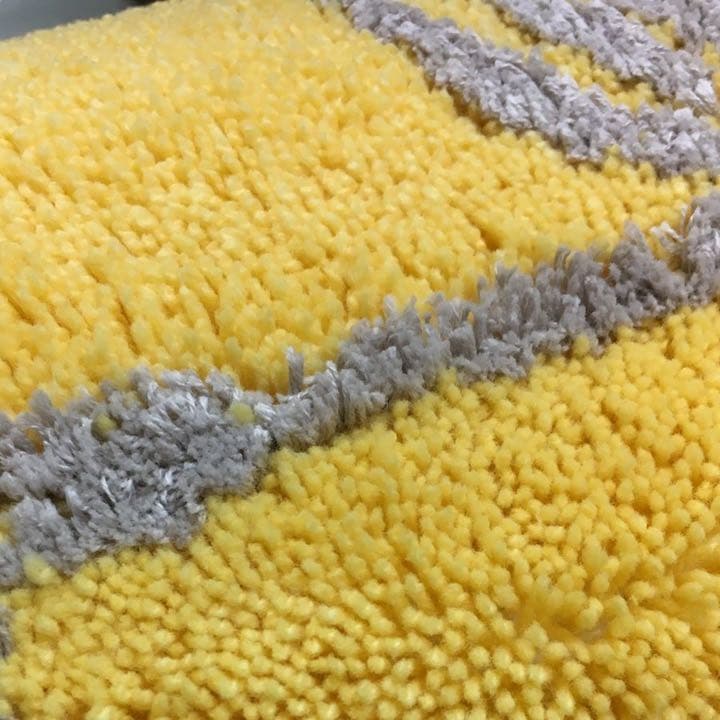 トイレマット 新品 4点 セット ロング 普通型 便座用 金運の イエロー