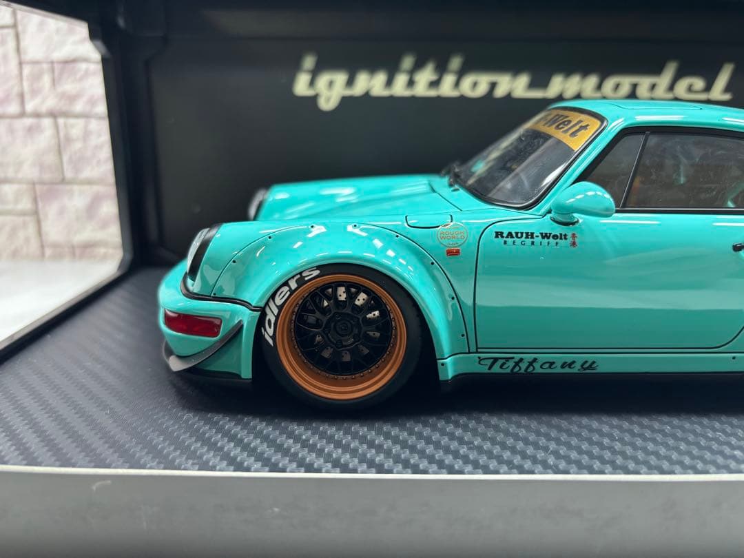 1／18ミニカー イグニッションモデル　ポルシェRWB964ライトブルー【新品】