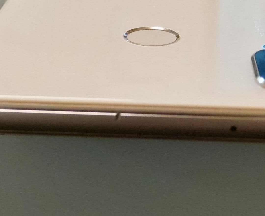 HUAWEI P20 Lite 箱付 SIMフリー Android スマホ
