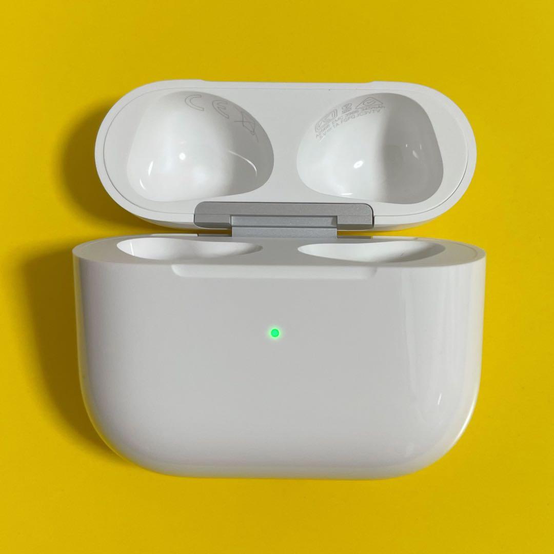Apple純正　AirPods 第三世代　充電ケース　新品