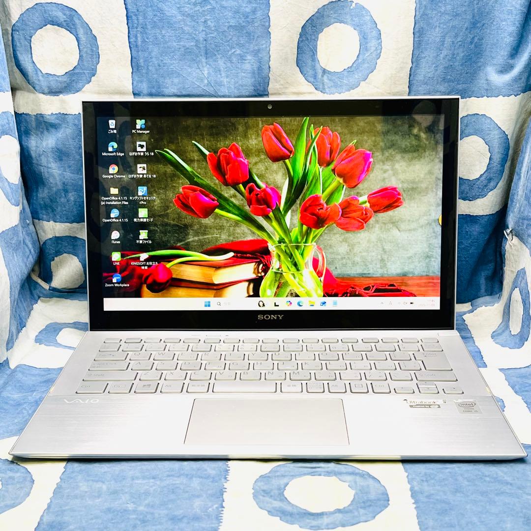 タッチパネル☆人気VAIO♡快適SSD☆i5☆お洒落シルバー♪カメラ！Win11
