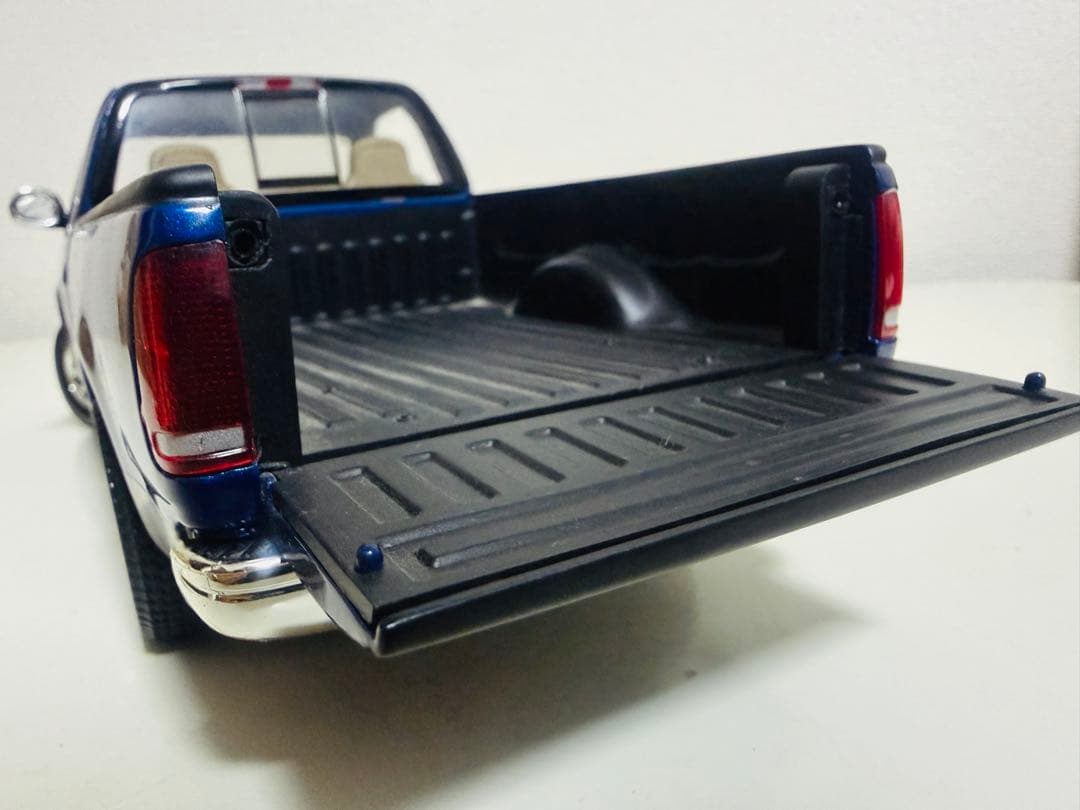 Ertlアーテル/'97 Fordフォード F150 XLT 1/18 絶版
