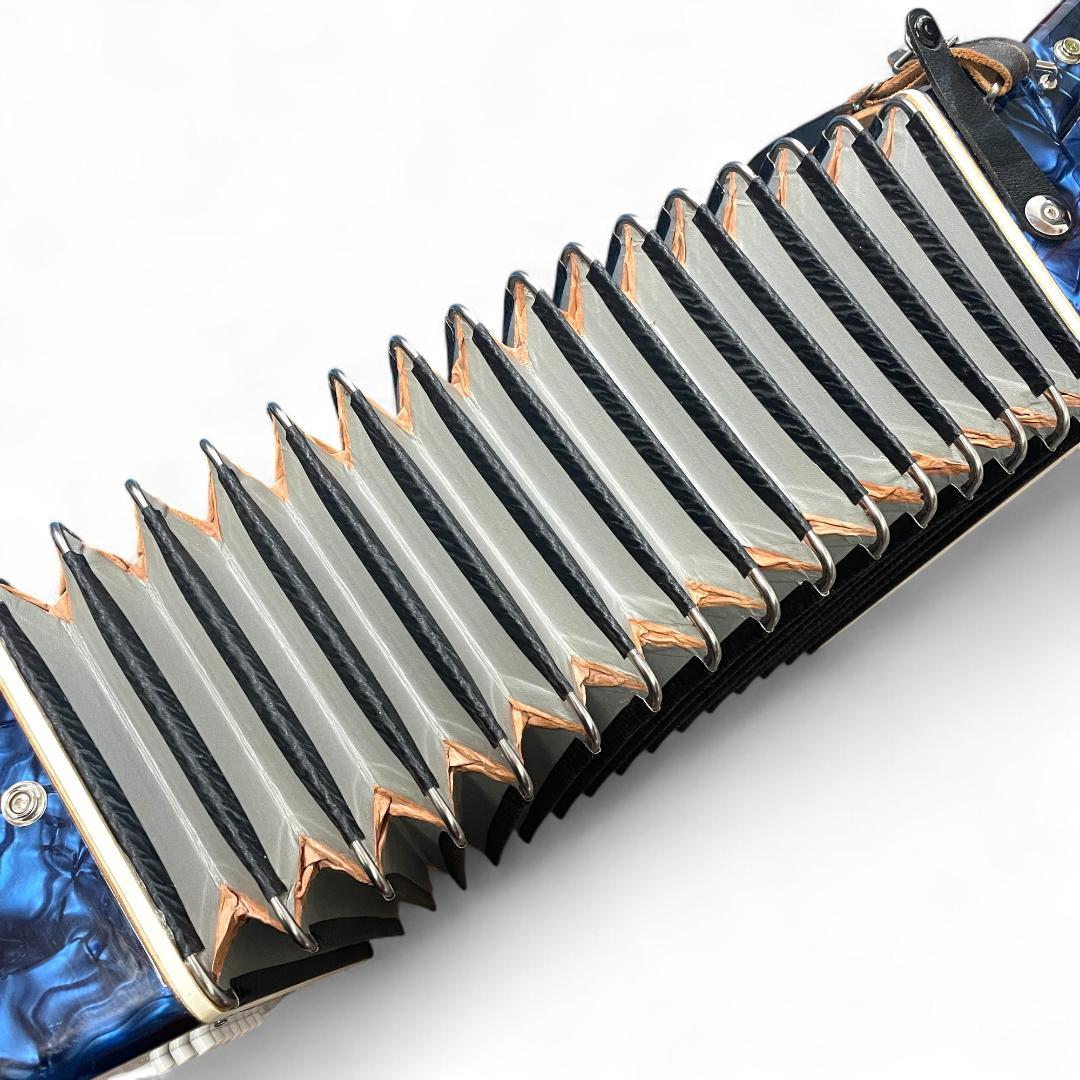 【動作確認済】Tombo アコーディオン No.211 ケース&ストラップ付き