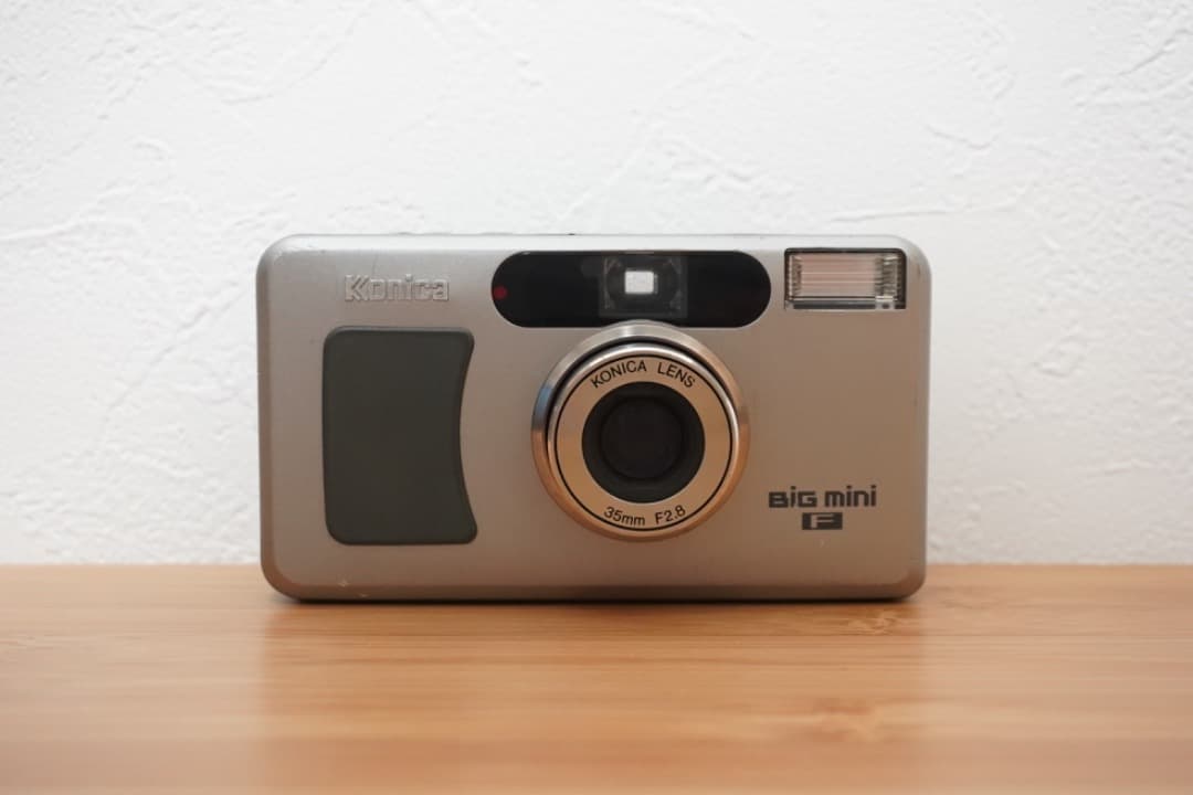 【ジャンク】Konica big mini F フィルムカメラ ケース付き