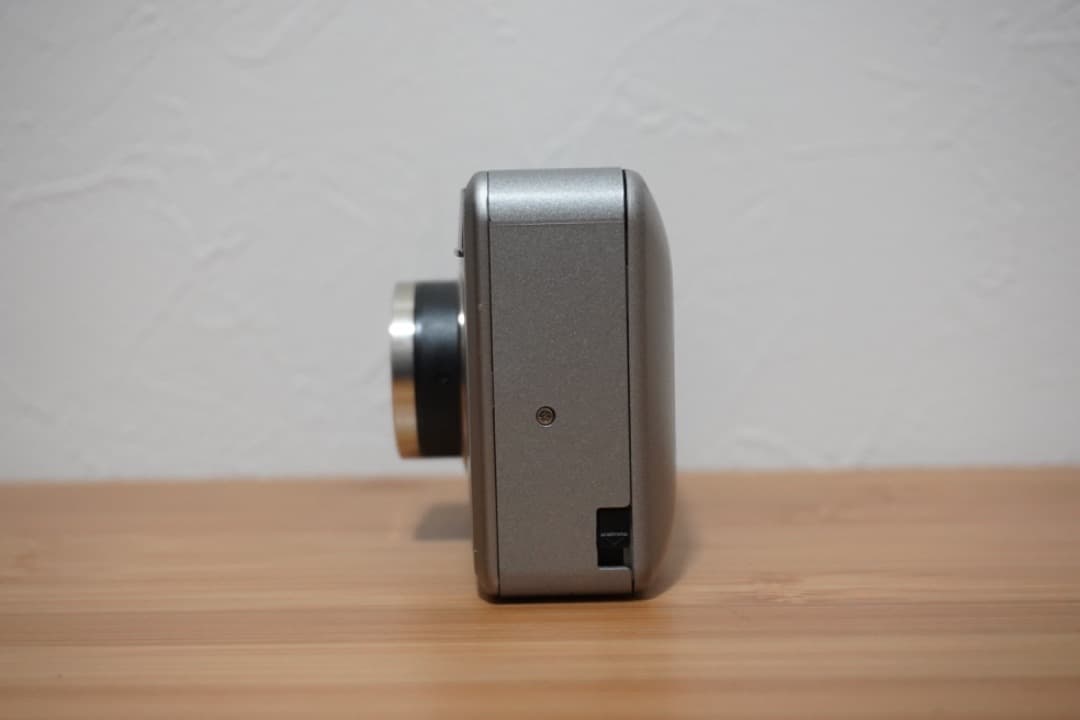 【ジャンク】Konica big mini F フィルムカメラ ケース付き