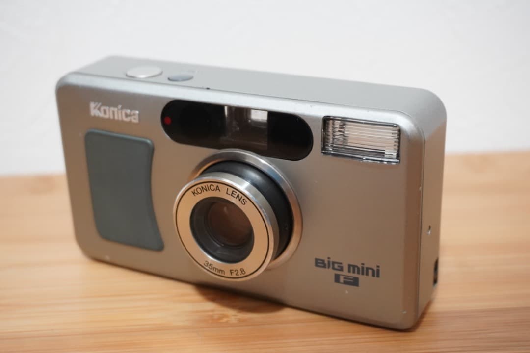 【ジャンク】Konica big mini F フィルムカメラ ケース付き