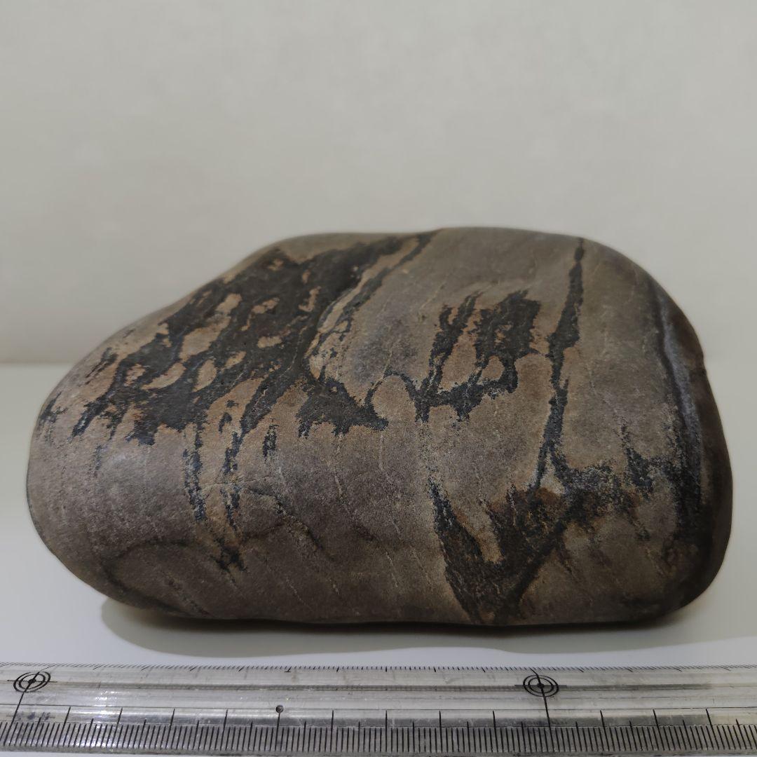 神火石　四万十川　高級水石　希少　鑑賞石　　大ぶり　台付き１個