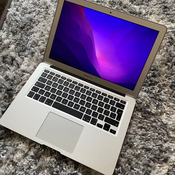 【動作問題なし】MacBook Air 13インチ256GB UK配列Intel