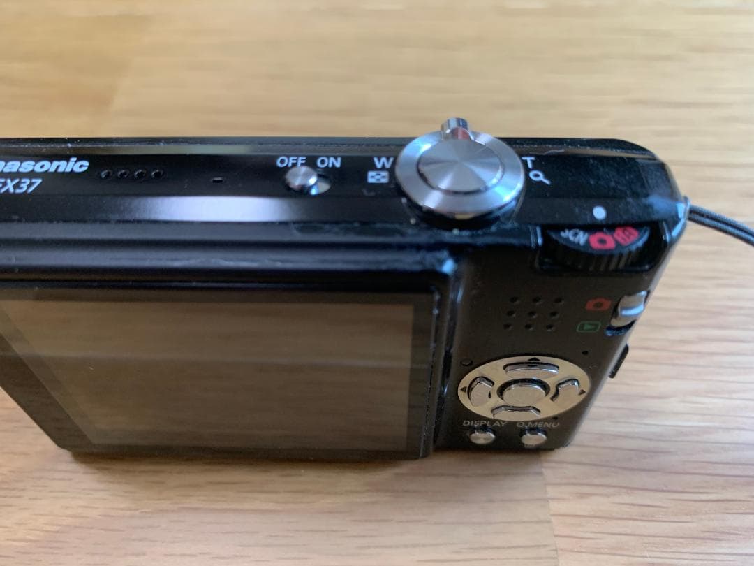 【ジャンク品扱い】Panasonic LUMIX DMC-FX37