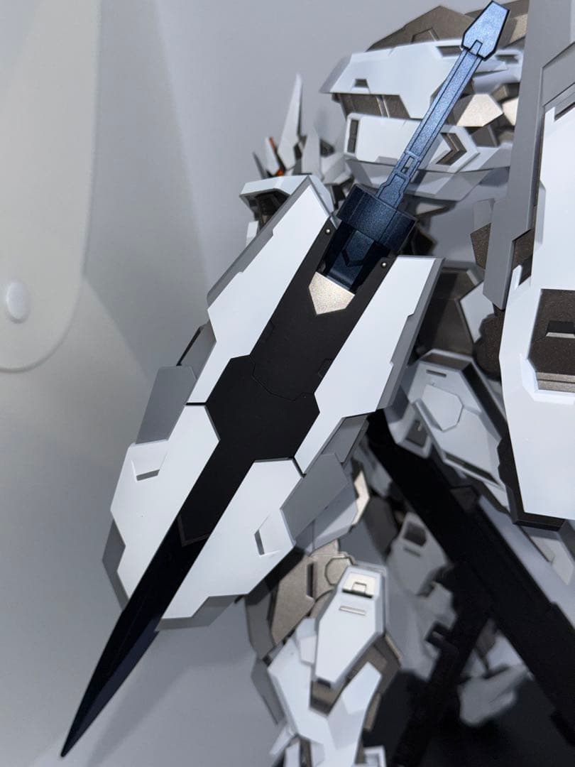 完成品　海外製　1/100 エストエイル　妖精の羽衣　MG SNAA 無限新星