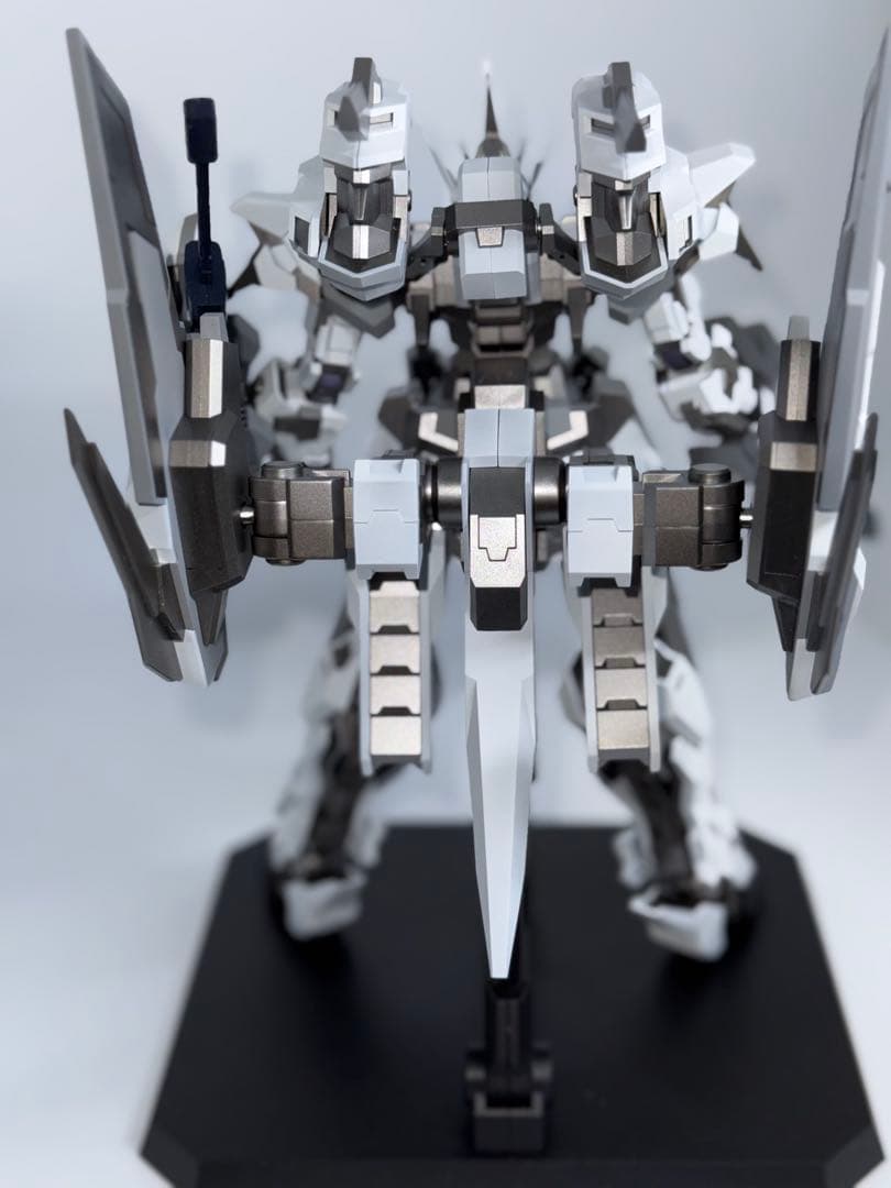 完成品　海外製　1/100 エストエイル　妖精の羽衣　MG SNAA 無限新星