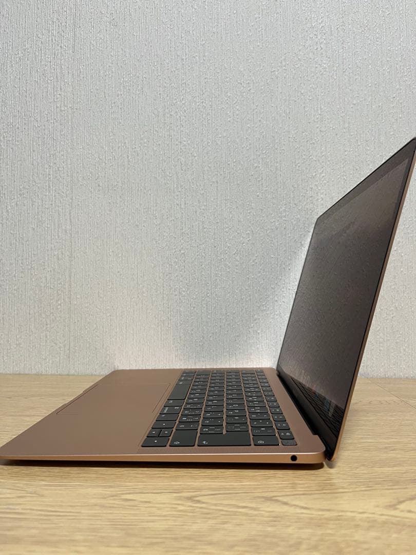 美品 MacBook Air 2019 Retina 13インチ 箱 充電器付き