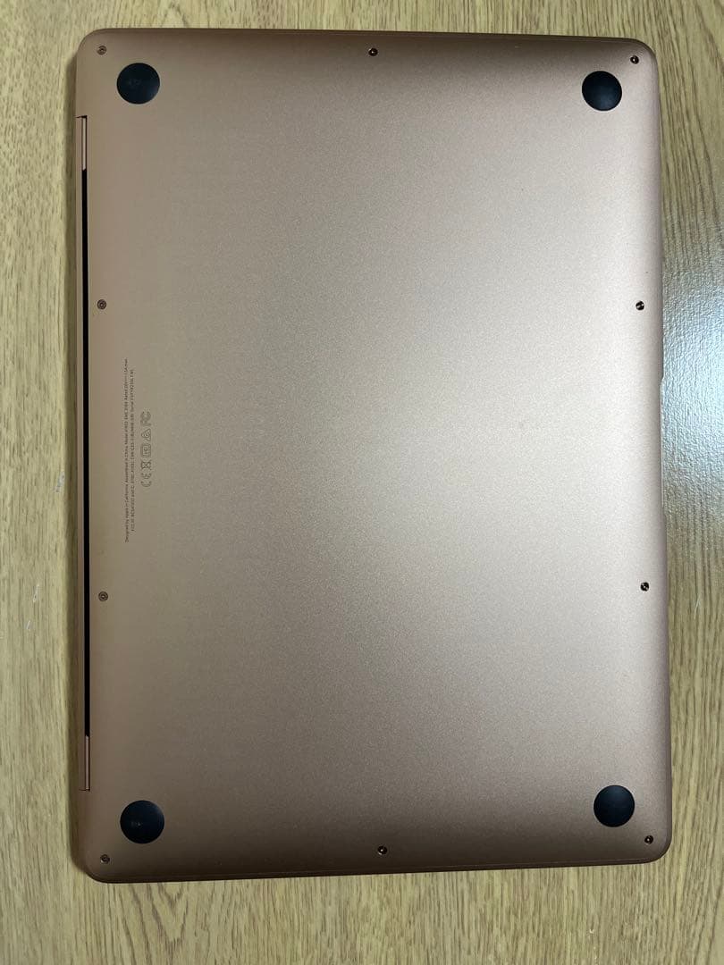 美品 MacBook Air 2019 Retina 13インチ 箱 充電器付き