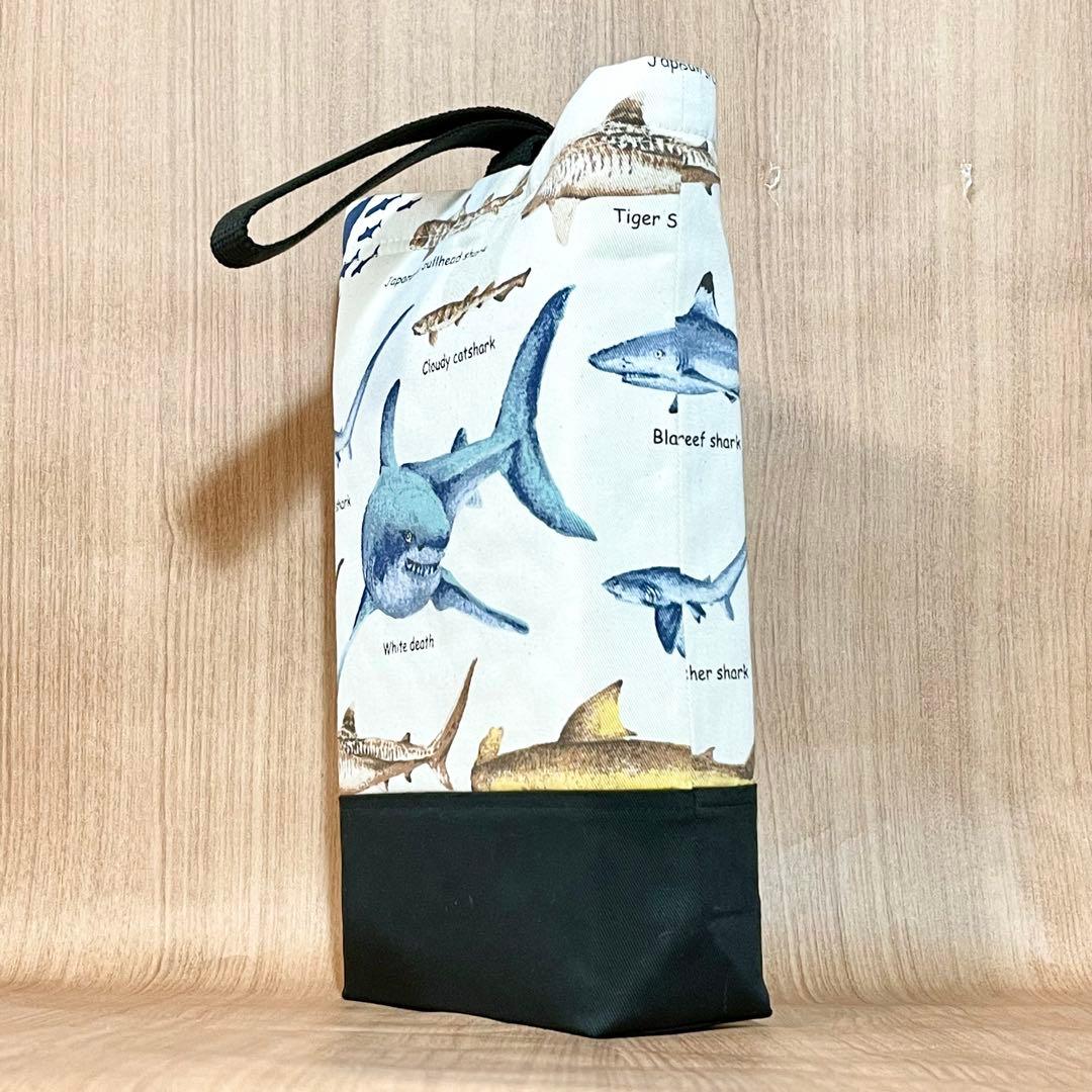 サメ図鑑(生成り)×黒　入園入学グッズ5点セット/裏地キルティング