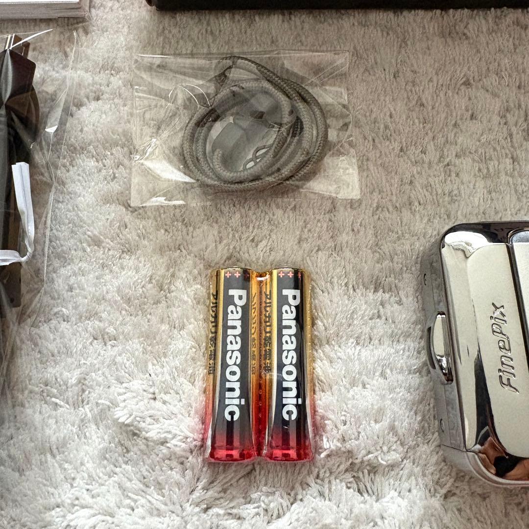 美品【動作品】FUJIFILM 富士フイルム FinePix A500 シルバー