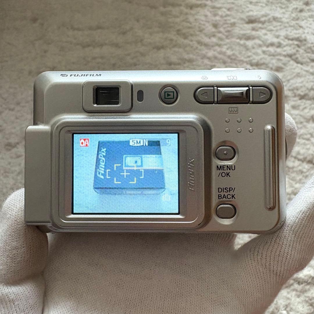 美品【動作品】FUJIFILM 富士フイルム FinePix A500 シルバー