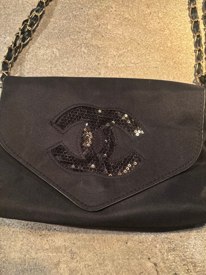 CHANEL ブラックサテン スパンコール バッグ　非売品